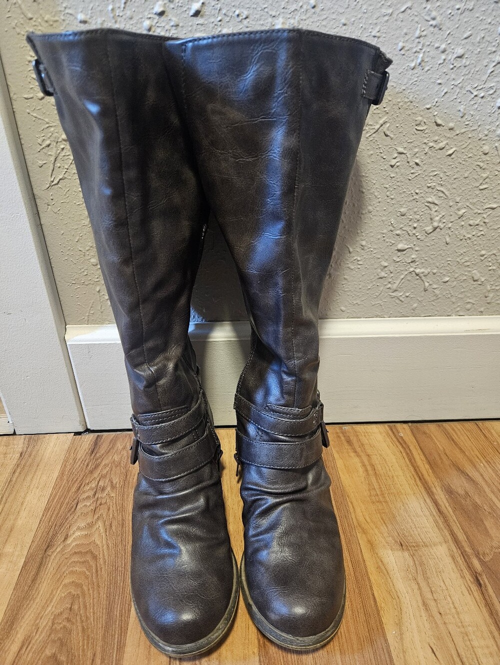 Carlos Santana Women's Knee-High Boots in Charcole Grey